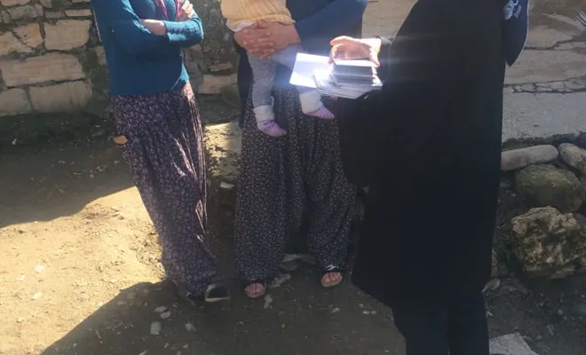 Elazığ ŞÖNİM  Kadına Yönelik Şiddetle Mücadele  Broşürü Dağıttı