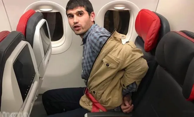 Mısırlı gencin darbeci Sisi'ye iade görüntüsü ortaya çıktı  