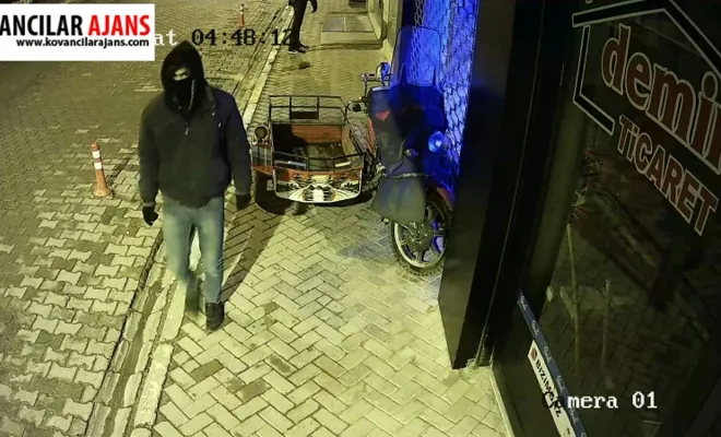 Telefon hırsızları yakalandı