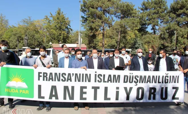İslam’a ve Müslümanlara yapılan saldırılar Elazığ'da lanetlendi