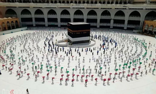 Umre ziyaretlerinde günlük kapasite artırıldı 