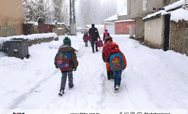 Elâzığ’da okullar bir gün daha tatil edildi