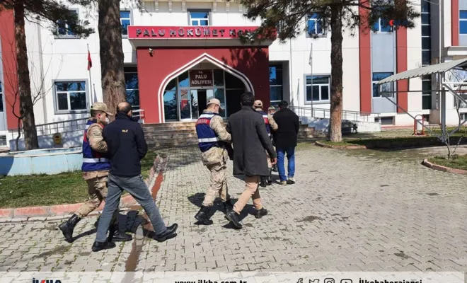 Palu`da çiftçilerin elektrik panosunu çalan hırsızlar yakalandı 