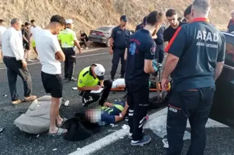 Sıcak Havalardan Bunalan Vatandaşlar Hazar Gölü’ne Akın Eediyor